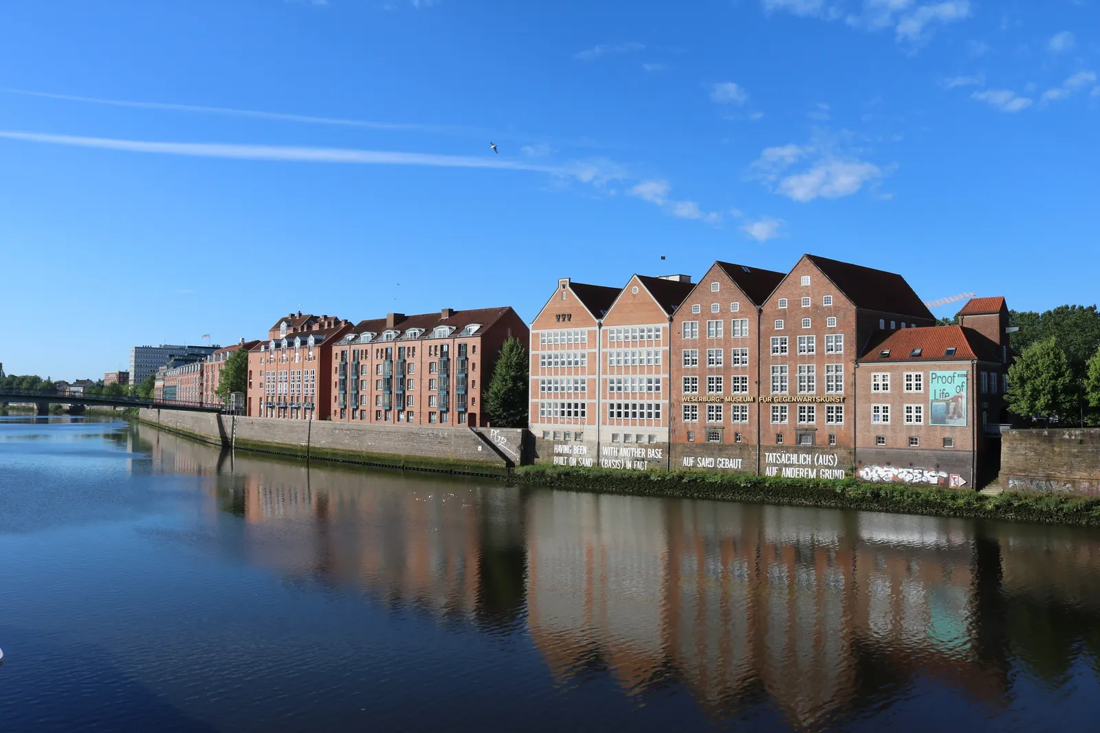 Backsteinhäuser an der Weser in Bremen